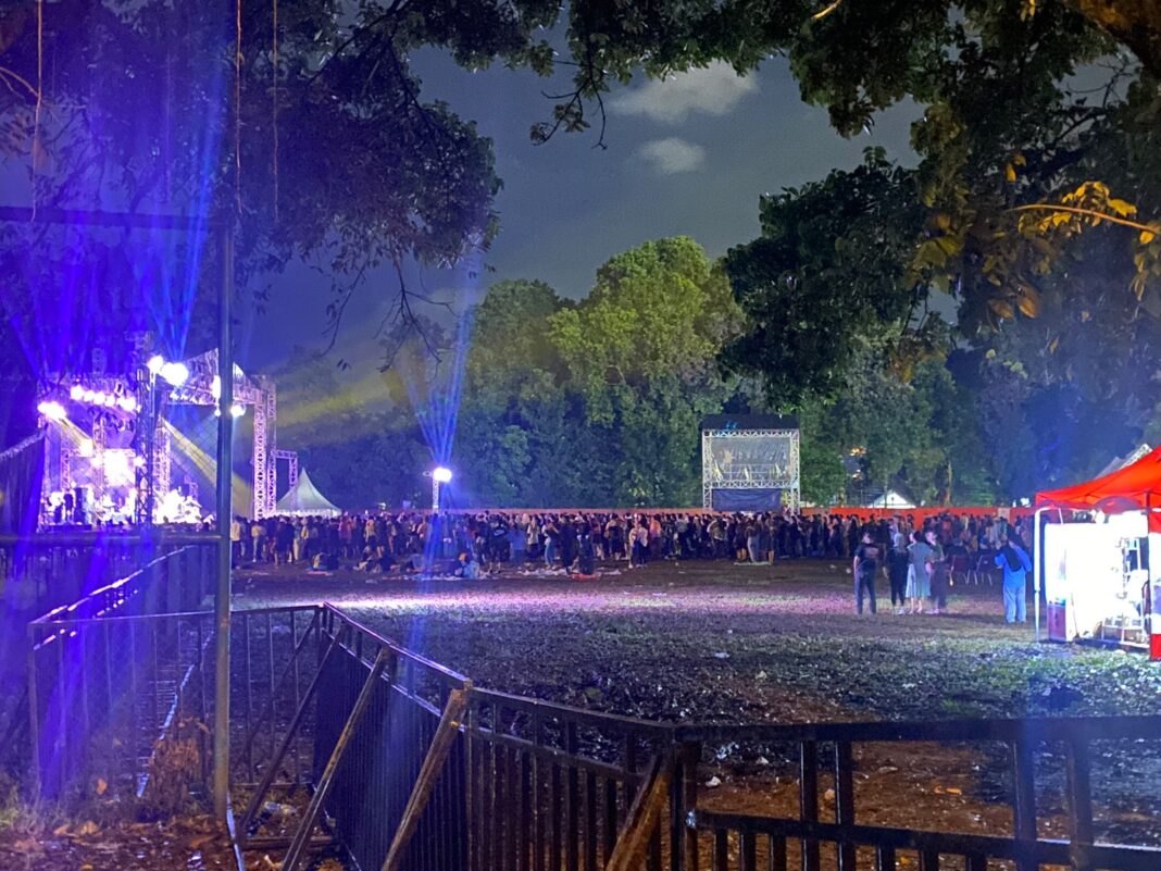 Tinjau Pembangunan Gor Pajajaran buat Porprov 2026