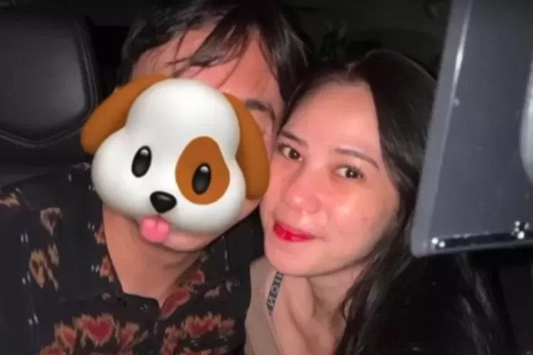 Kades di Bogor Buka Suara Usai Viral Video Istrinya Pamer Uang