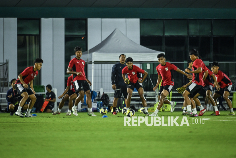 Nova Arianto: Pemain Timnas U-17 Masih Lakukan Kesalahan Mendasar