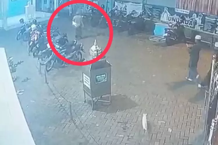 Motor Honda Beat Raib Digondol Maling di Parkiran Outlet Makanan