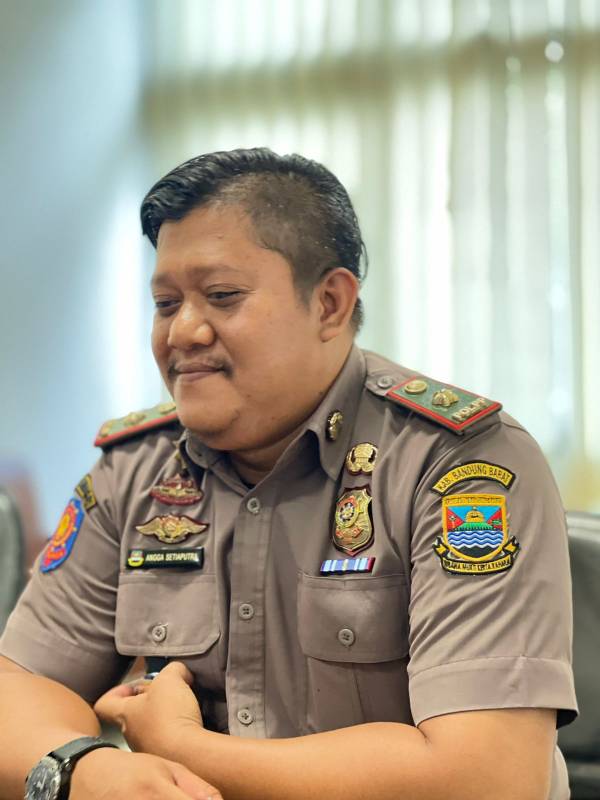 Satpol PP Bongkar 6 Bangli Punya PKL